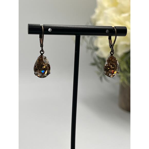 Liz Palacios Signed Swarovski Champagne Topaz Teardrop Crystal Leverback Earring - Picture 3 of 7